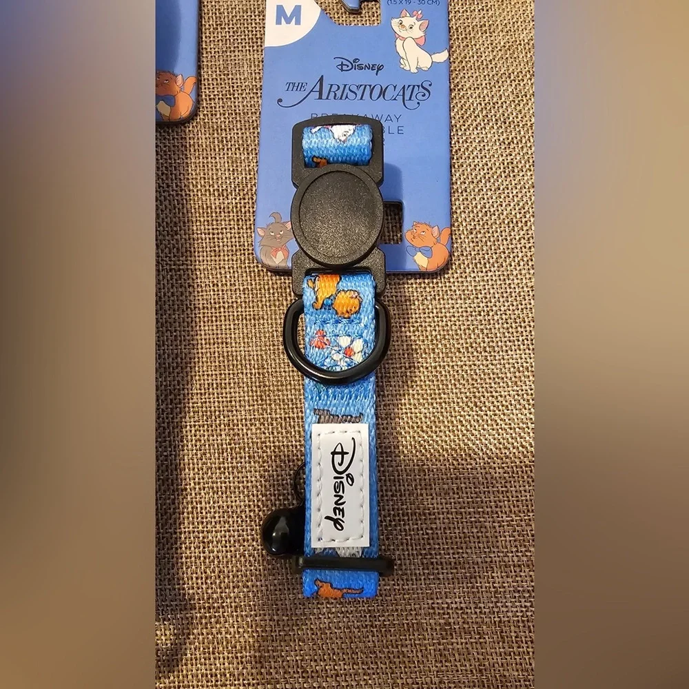 Disney Sassy Meow Blue Aristocats Harness, Collar and Leash Set (M)